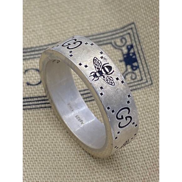 Authentic Gucci Sterling Silver Bee and GG Motif Ring - Size 8.5 - Picture 4 of 10